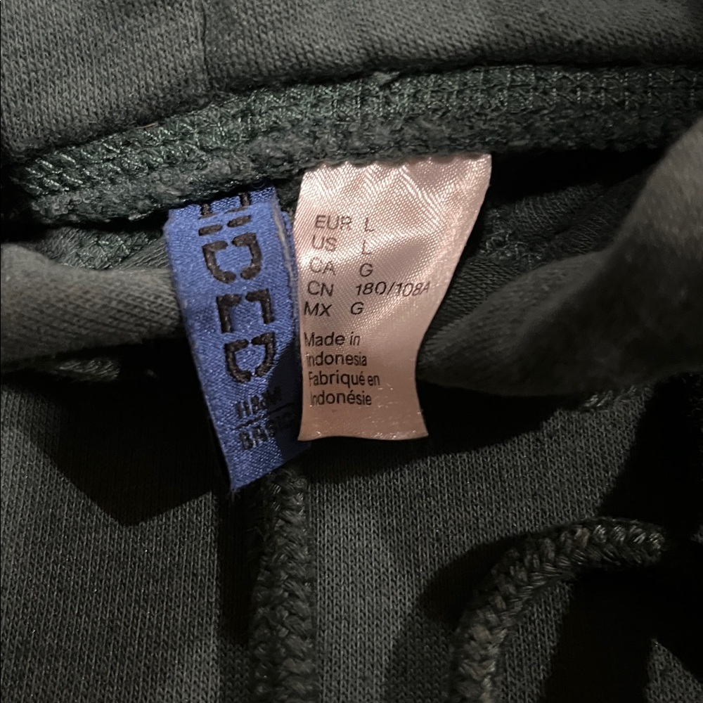 H&M Forest Green Men's Hoodie - Picture 4 of 4